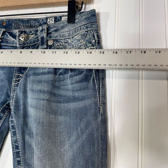 Miss Me Signature Cropped Jeans 25 Light Wash Bling Pocket JE8131C Inseam 23 - Picture 5 of 8